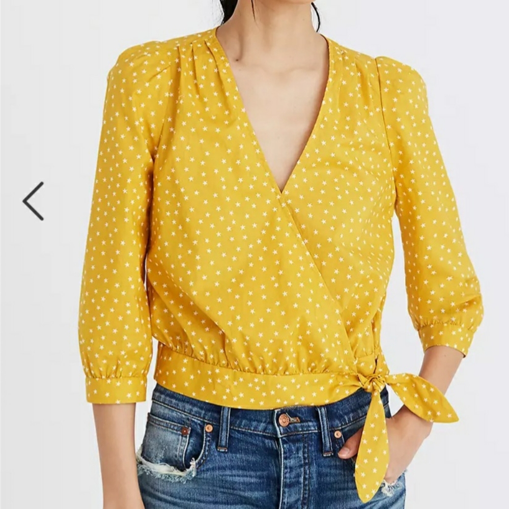 Madwell Cotton Wrap Top in Star Scatter Yellow Size M